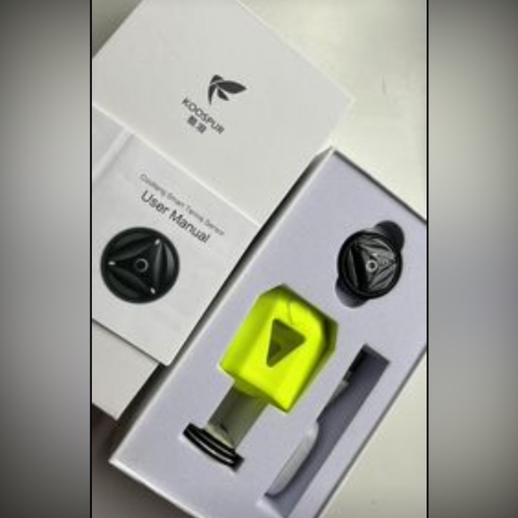 TENNIS ~ KOOSPUR - NIB - tennis device to record racket swing - Picture 1 of 1